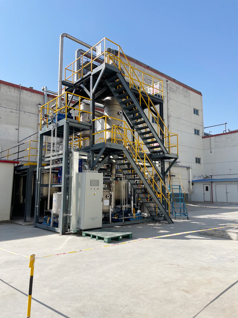 1噸MVR蒸發(fā)器